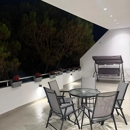 Hysa Appartement Golem (Tirana)